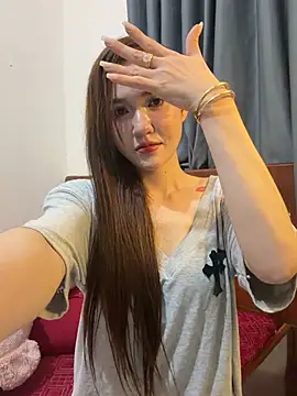Quynhbabysexy webcam