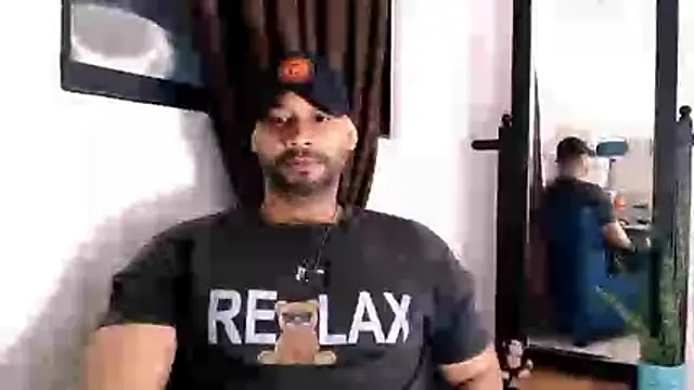 musclehetero webcam