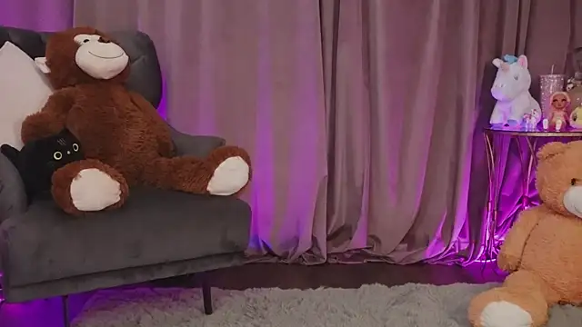 ZariaaVera webcam