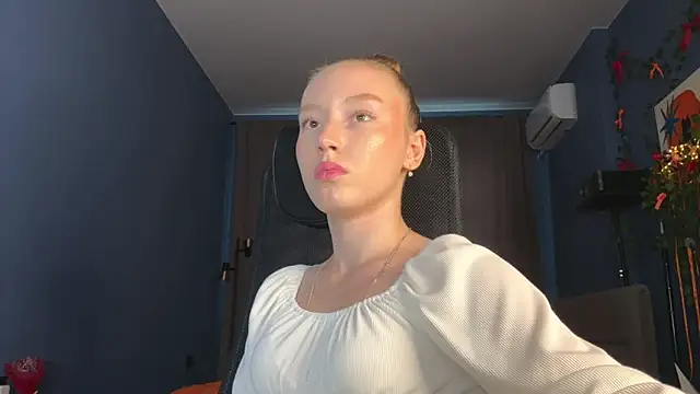 Anna_Kare webcam
