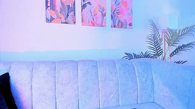 Velvet_Noir_ webcam