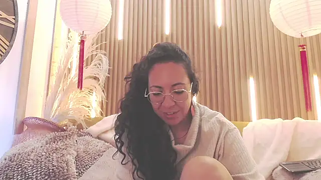 Velvet_Curly webcam