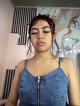 kira_ec webcam