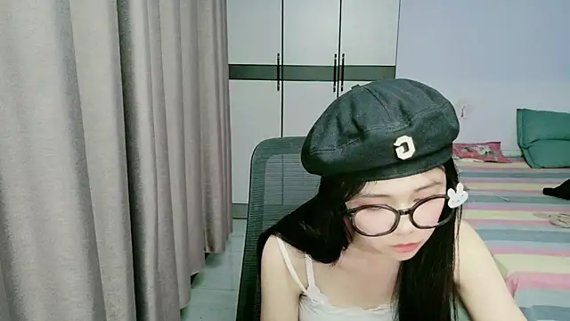 xiaoxiaoyu030 webcam