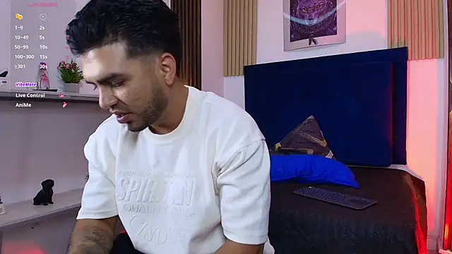 Kyro_Blaze webcam
