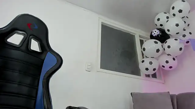 Noa_bunny_ webcam