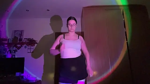 TamekiaKeenom webcam