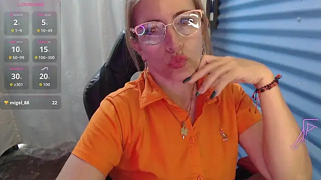 Chayla_Ruiz webcam