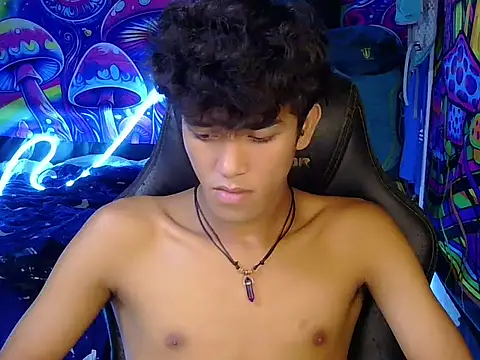 hugekenbigcock live sex cam