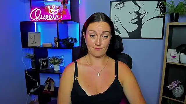 Watch FUN_AMI live on EroticFlix - High definition streams