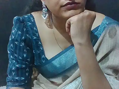 thilothama_vaishu (F young) - $ MAKE ME HAPPY $ BE MY VALENTINE