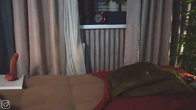 Feral_Berrry_ webcam