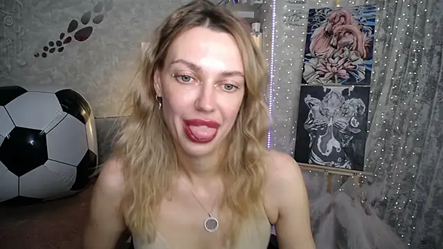 NickyAdamidi webcam