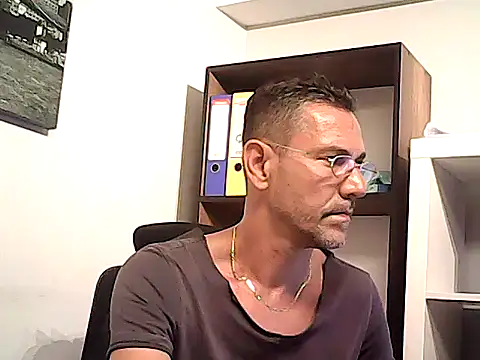 mastercharisma35 webcam