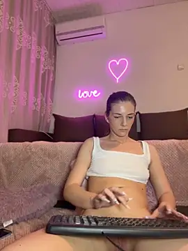 Sabrinedivinee webcam