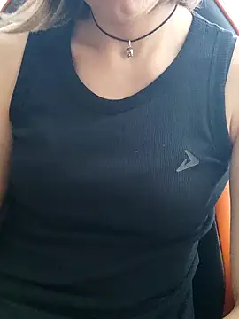 Aashikalaa live cam on StripChat