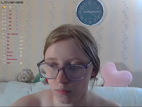 LustfulSarah webcam