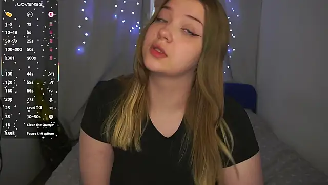 CuteSharloti webcam
