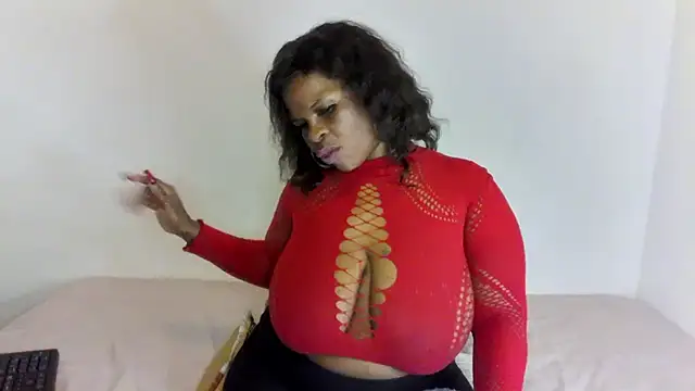 DIRTIENASTY live cam on StripChat