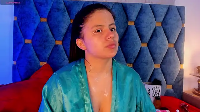 sasha_roldann webcam