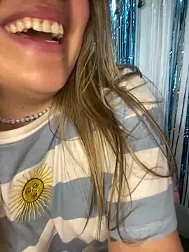 Lindalatina2001 webcam