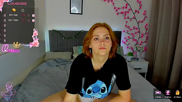 DellaRows webcam