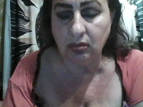 Watch LoaqLovew live on EroticFlix - High definition streams