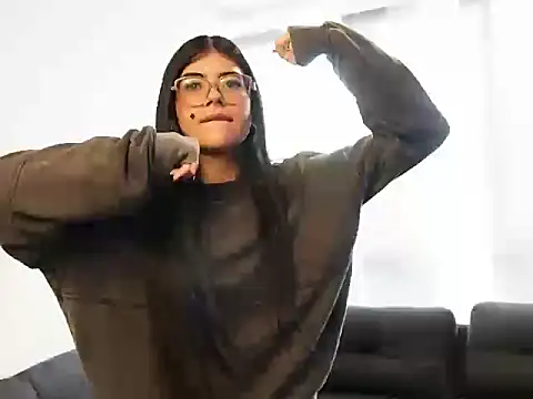 Mia_Storm18 webcam