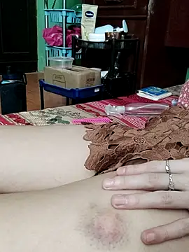 QueenSoreal webcam