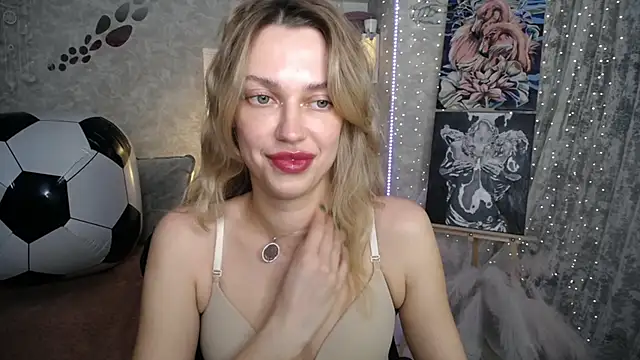 nickyadamidi's live room