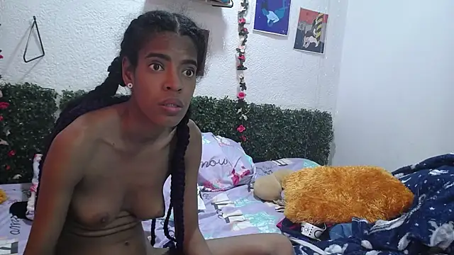 thianahorny webcam