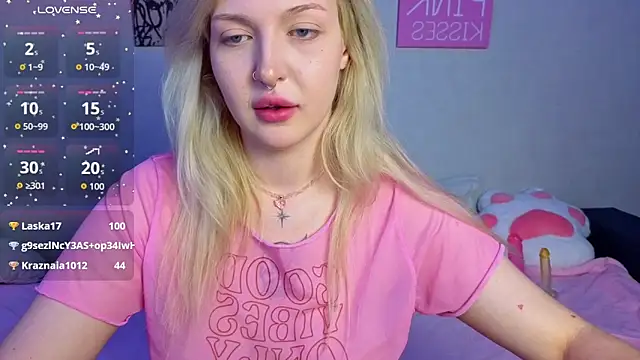 BlondieSummer webcam