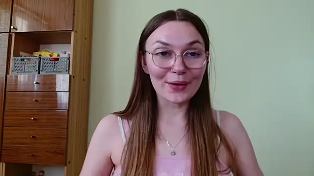 LooveELLYx webcam