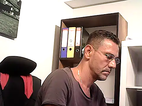 mastercharisma35 webcam