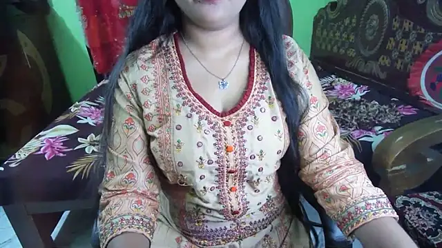 BengaliQueenStar webcam