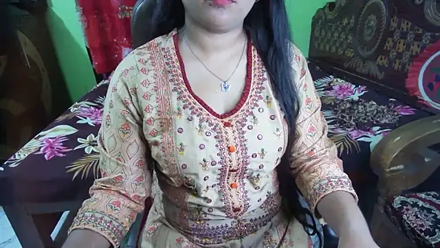 BengaliQueenStar webcam
