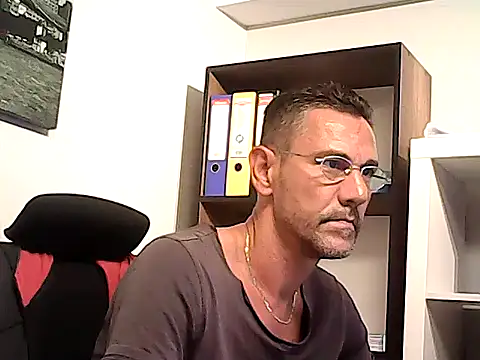 mastercharisma35 webcam