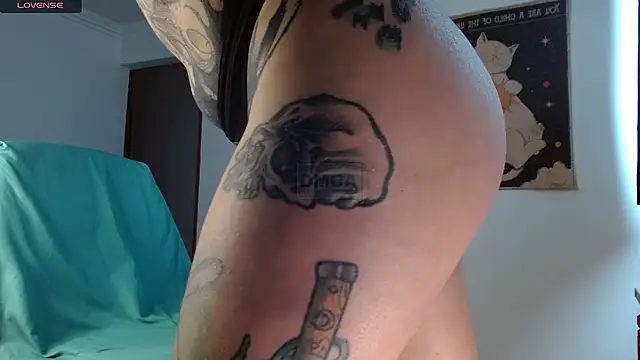 VelvetVal_ webcam