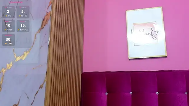 skinnyindiansluttt webcam