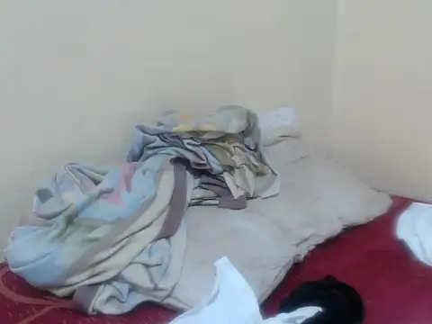 Sexxy-skinny webcam