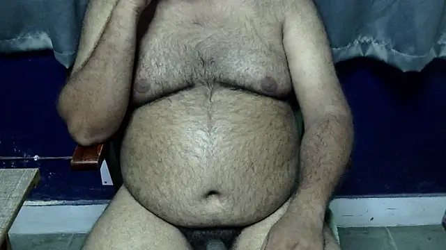 hairysubcub_70 (Ask my age) - Welcome To Daddy's Room. Make Daddy Cum.
