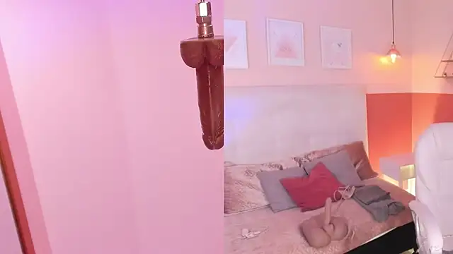 Amber_gold_ webcam