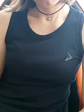Aashikalaa webcam