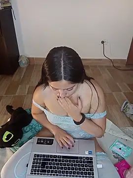 Antonella_Moreau webcam