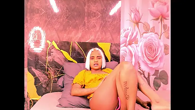 indian_barbie webcam