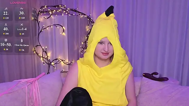 Banana_Bowl live cam on StripChat