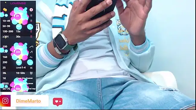 mike_black_22 webcam