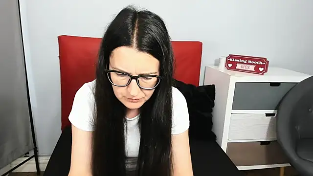 NadiaXlove webcam