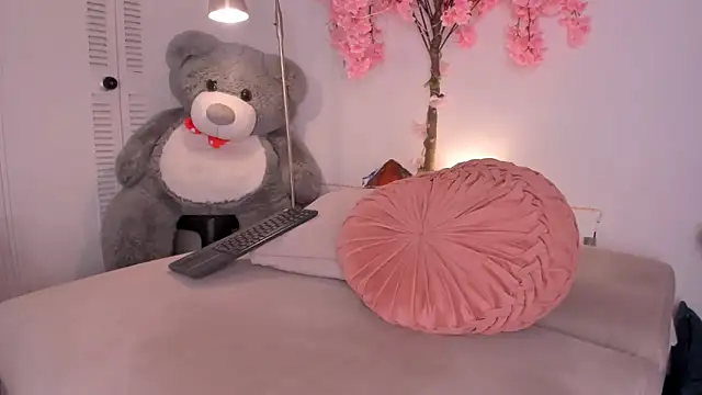 kitty_miaa webcam