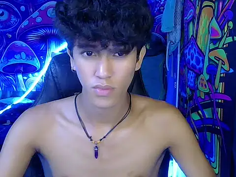 hugekenbigcock (M young) - CUM WITH ME HERE